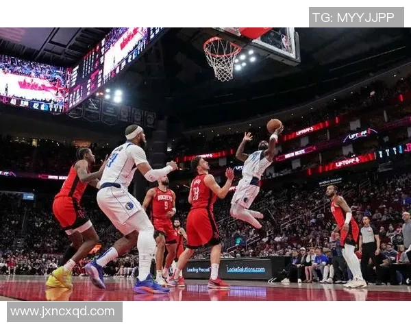 独行侠队客场险胜，助攻双核连线全明星