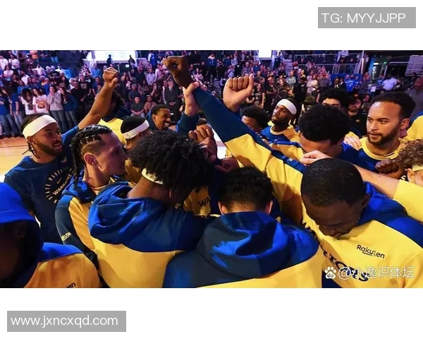 勇士主场告捷，继续领先系列赛